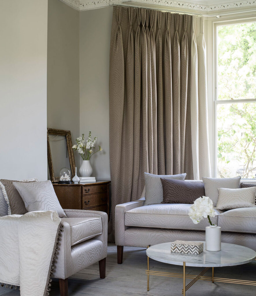 A Guide To Curtains And Blinds For Bay Windows