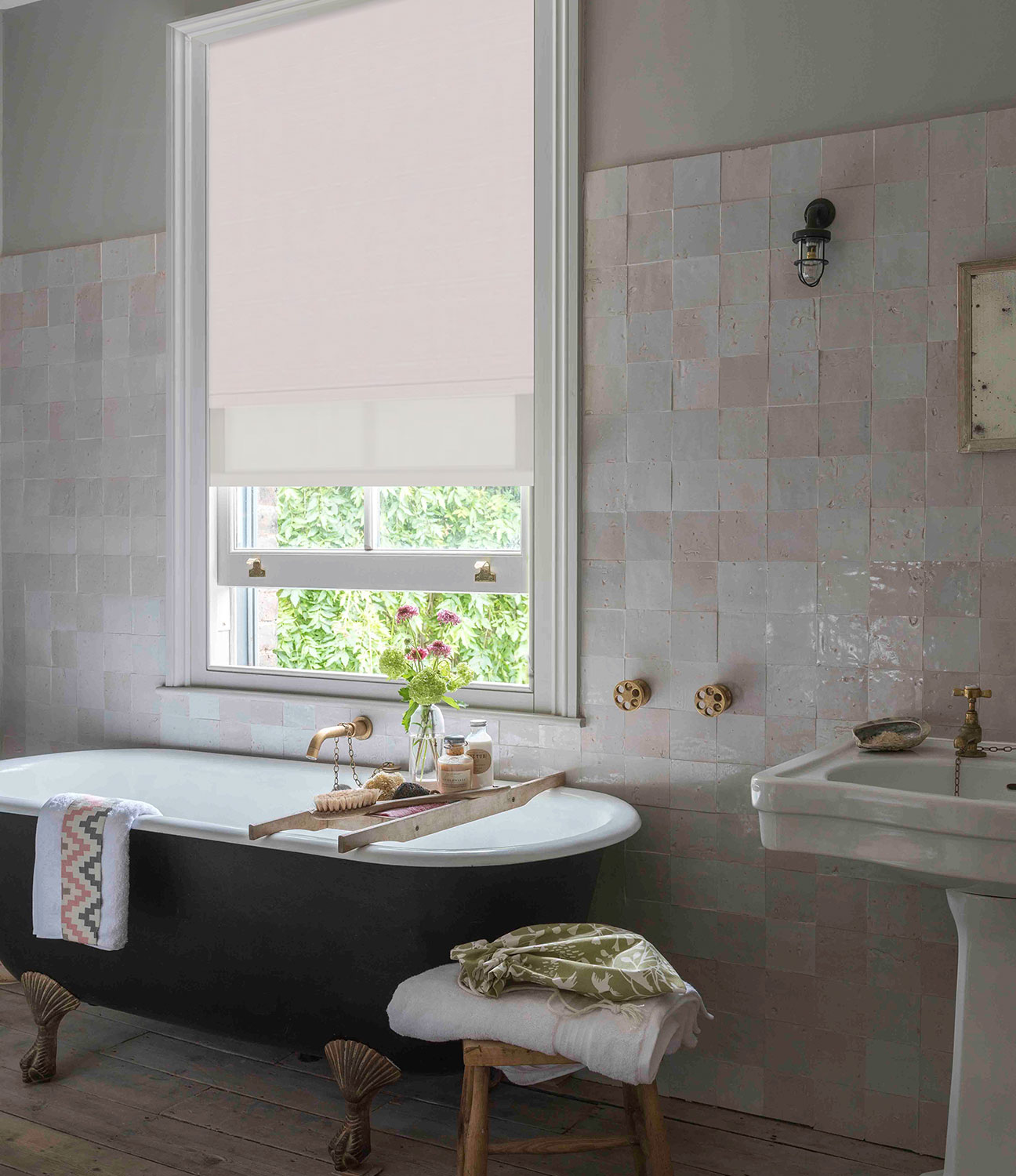 Six Bathroom Window Ideas Youll Love Blinds Direct Blog 3094